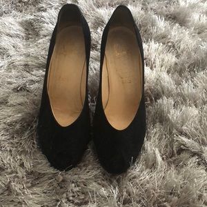 Christian Louboutin Peep Toe Pump